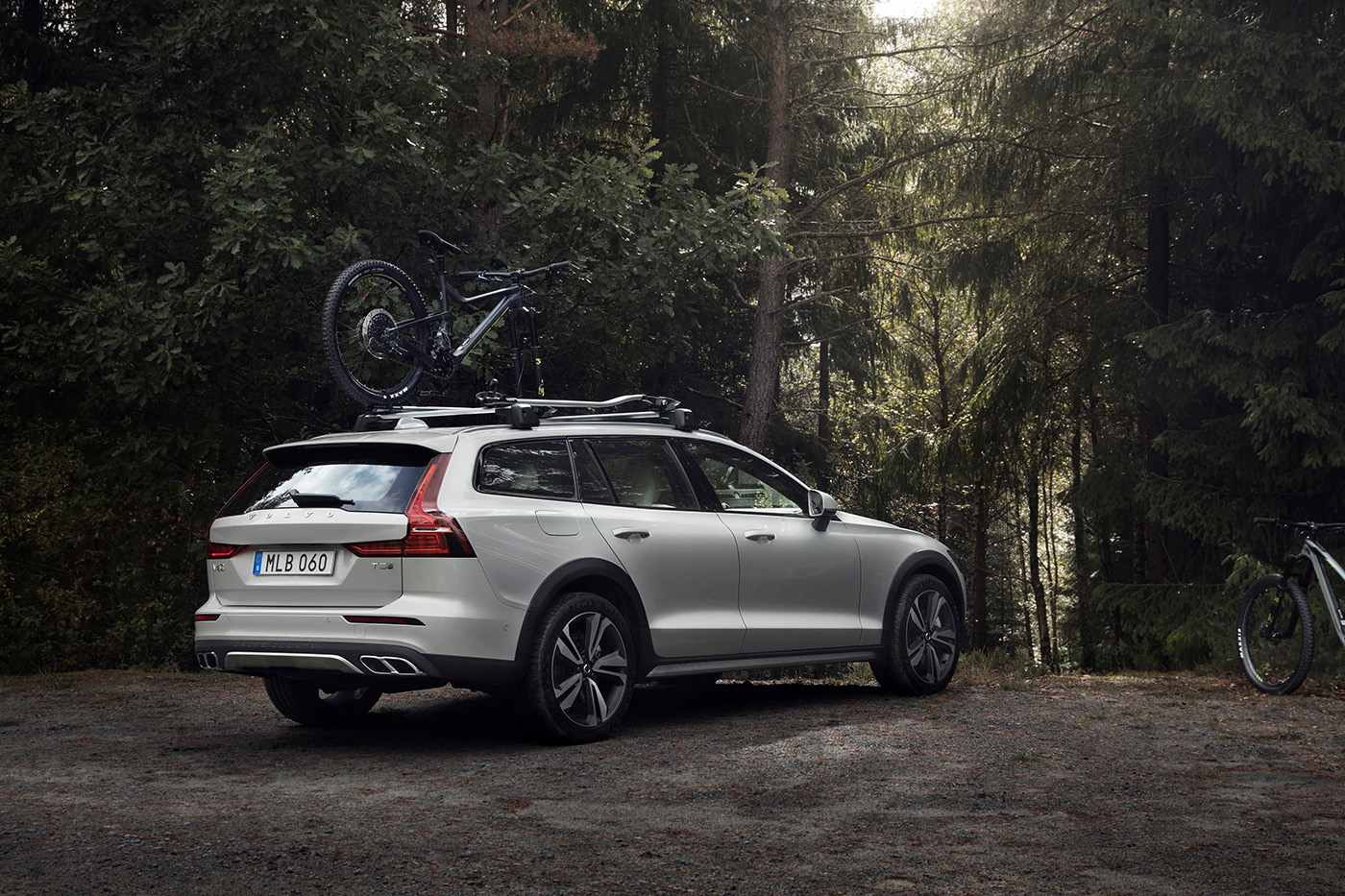 V60CC_2_1400x933