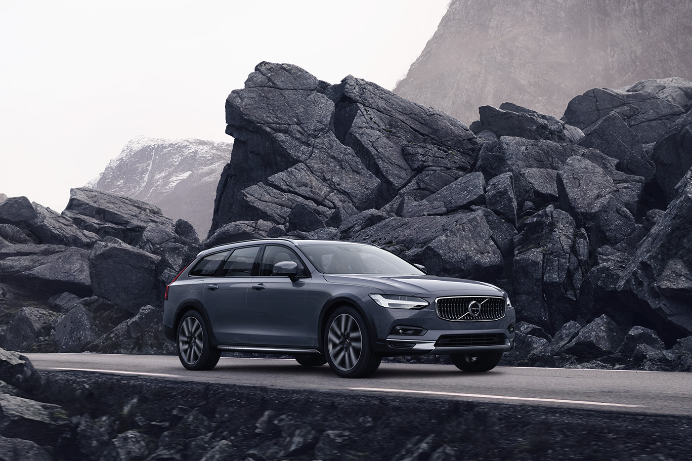 V90CC_3_1400x933