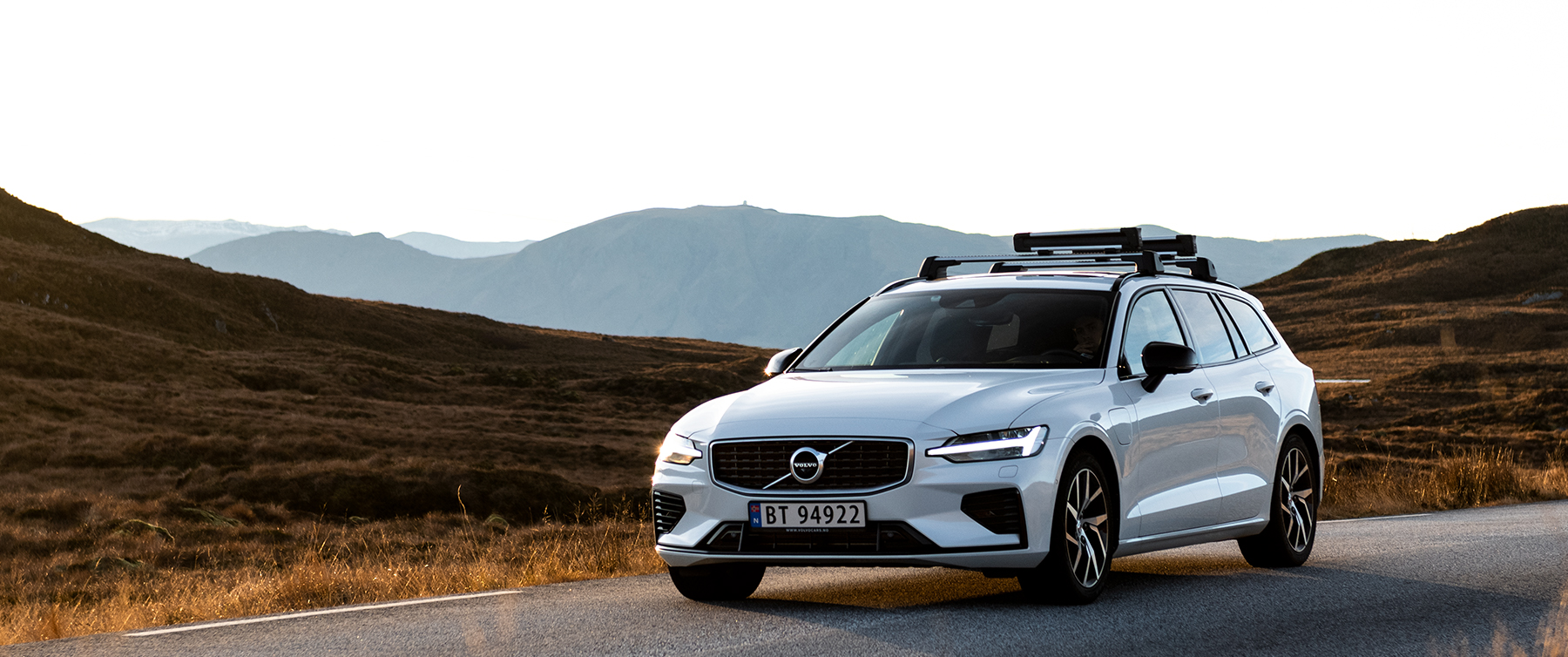 Volvo_V60_1800x754_Puff 2