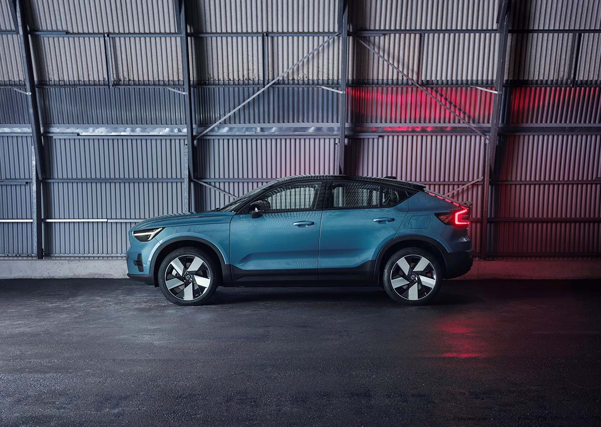 Volvo_C40_Blå_Høst_4x3
